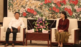 集团宋德安主席一行拜访重庆市政府领导